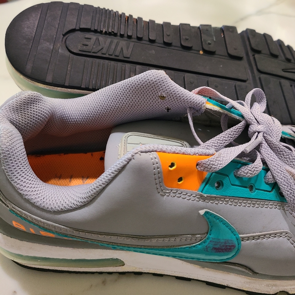 Nike Air Max - Men's size 12